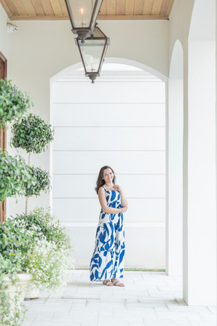 Senior portraits of Baker High School senior Meredith taken in downtown Fairhope, Alabama.