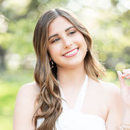 Why You Need to Book Your Senior Portraits NOW!!