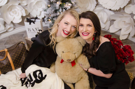 Ugly Christmas Sweater Day? Only if You get to have Gorgeous Hair & Makeup ππβ¨