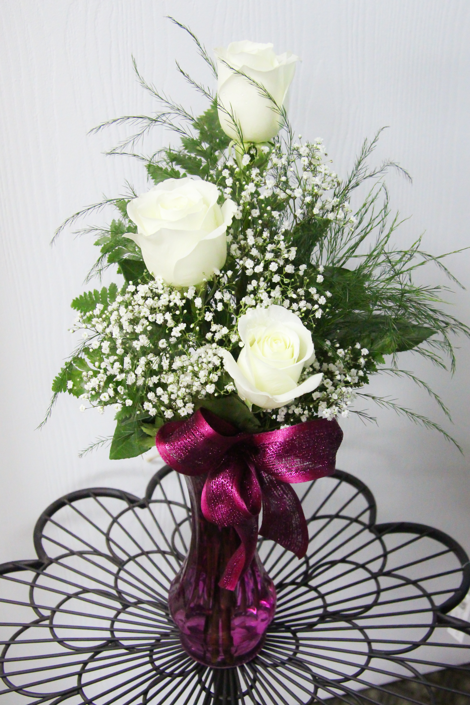 3 Roses Arranged