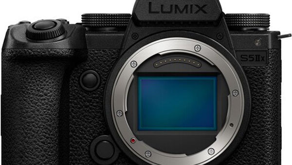 Panasonic Lumix S5 II X - Corpo