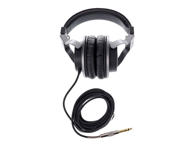 Miniatura: Yamaha HPH-MT