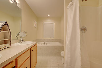 2I3A0151_2_3_4_5.jpg