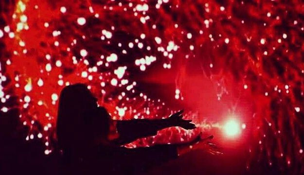 AJoRU7l4s_4__#musicvideo #livevisuals #b