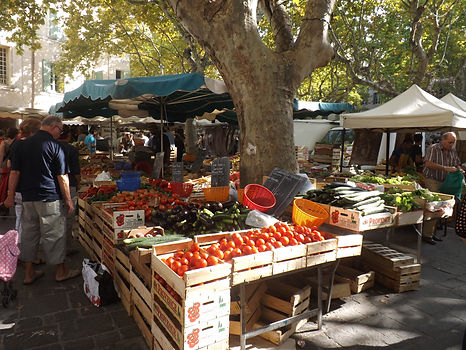 Markets in Uzes