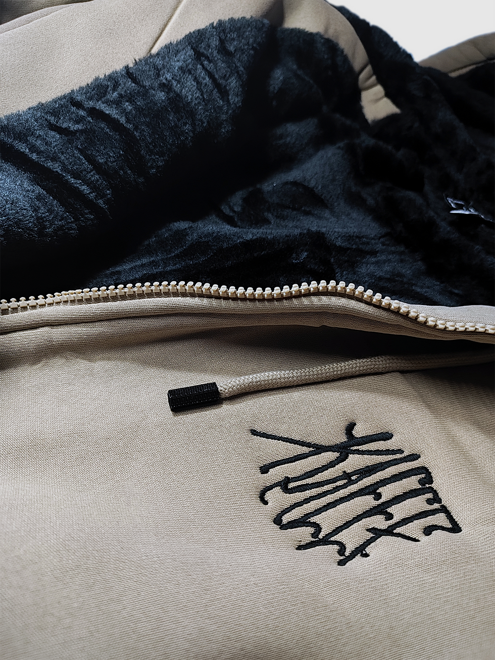 Thumbnail: Warm-up hoodie