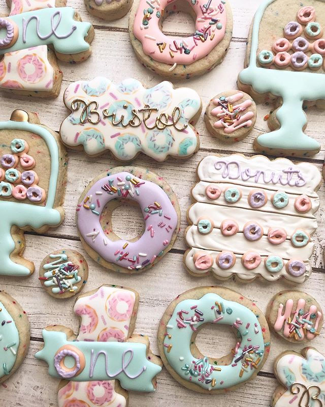 Happy National Donut Day! 🍩🍩🍩 Mr