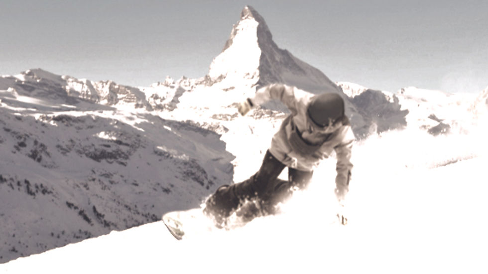 Snowboarder Dachstein Glacier in Austria