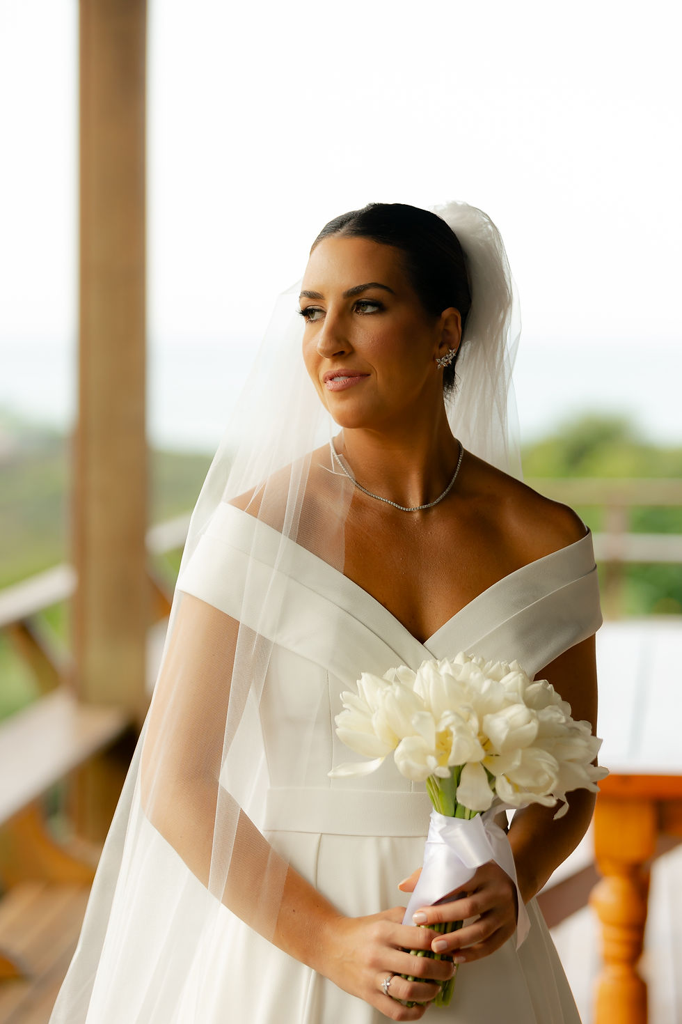 Miniatura: Vestido liso em crepe ombro a ombro Patricia Sabia