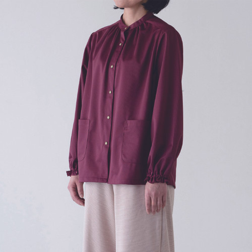 【TOKUKO 1er VOL】刺繍フリルブラウス(９号)茶/ブラウン【日本製】 今から秋まで着られる【ブラウス5選】大人にちょうどいい“甘さ”が手に