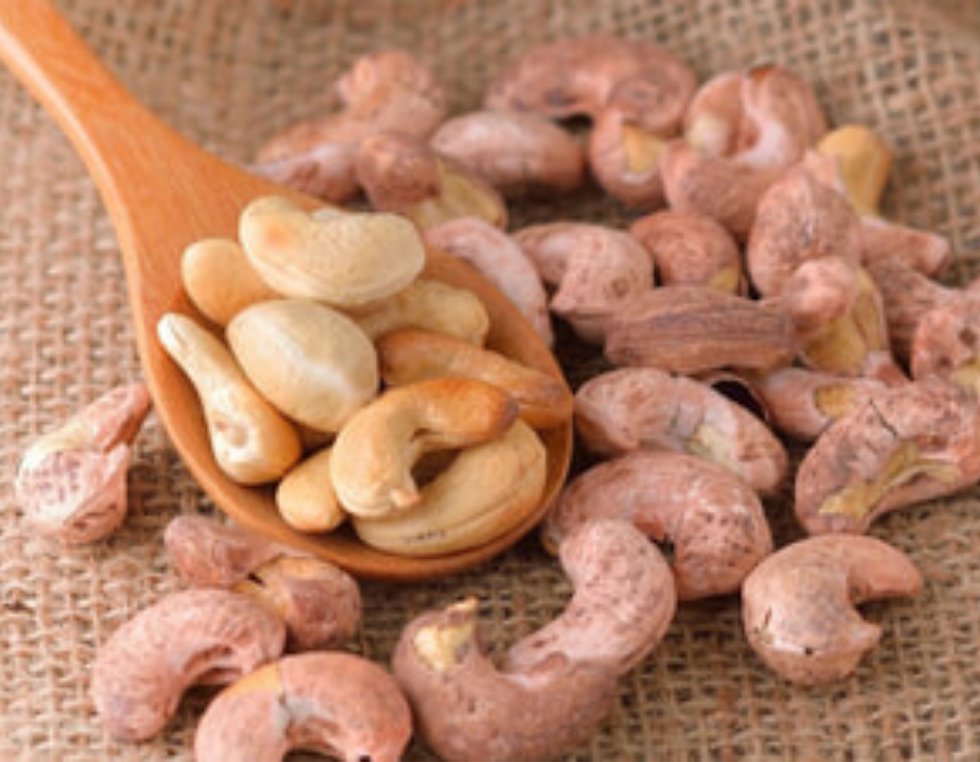 Cashews.png