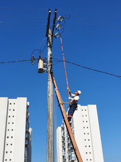 CURSO ELETRICISTA EM REDE DE DISTRIBUIÇÃ