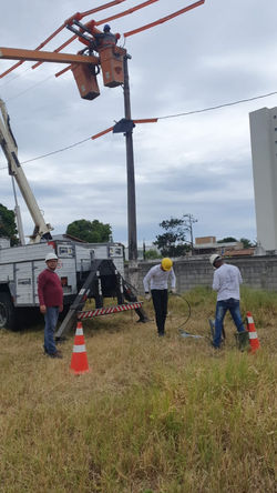 LINHA ENERGIZADA (29)