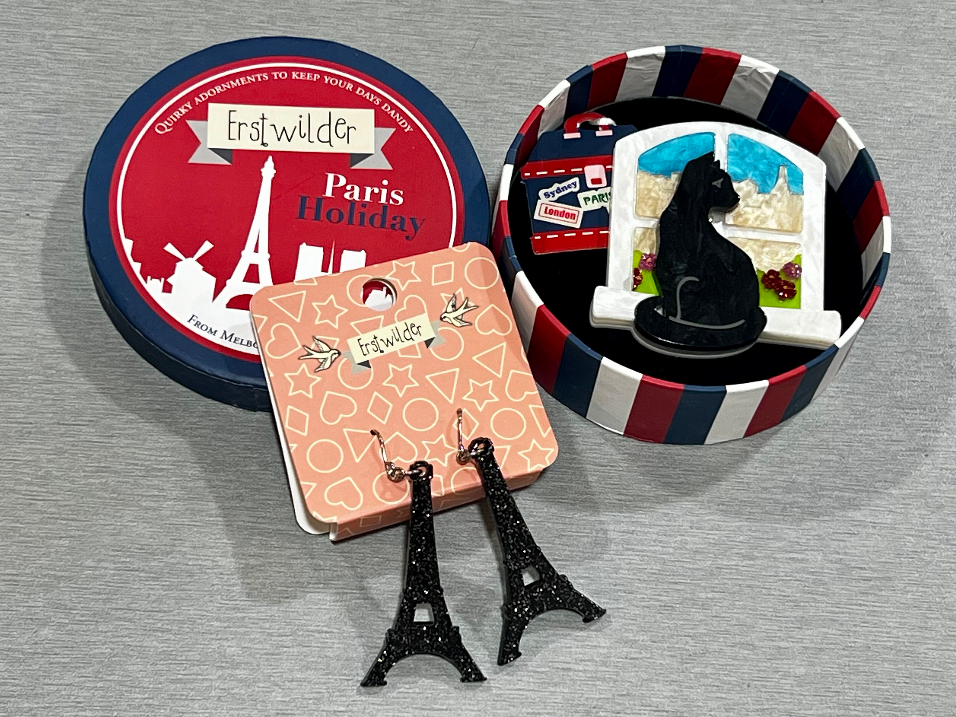 Le Chat Reveur Set of 2