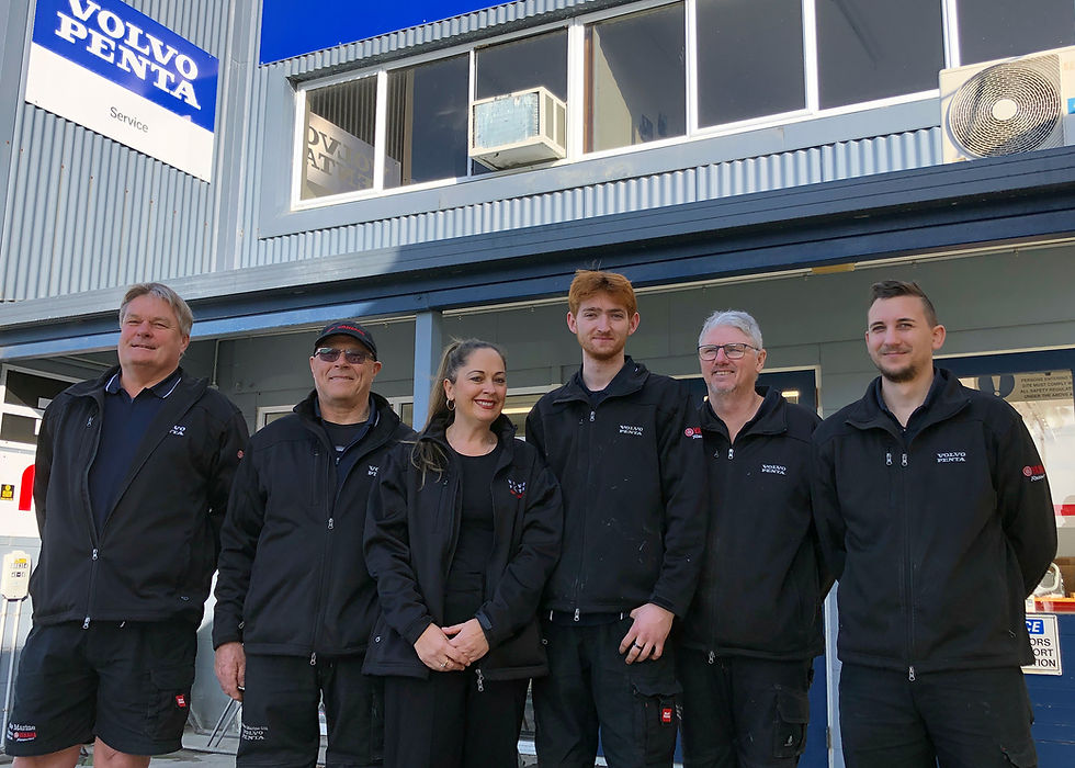 The Ovlov Marine gulf harbour team in front of their premisis