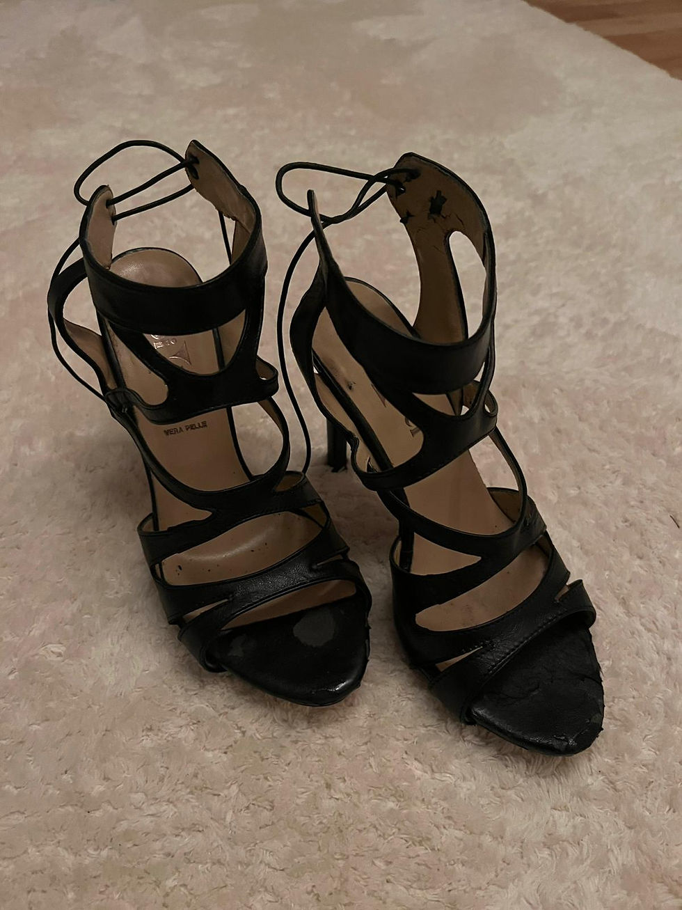 Miniaturbild: Getragene Schuhe Milou