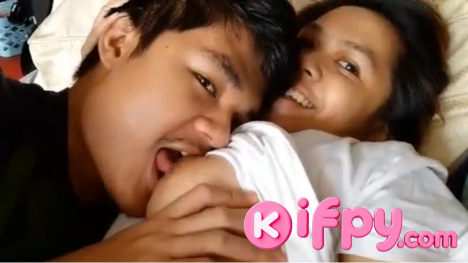 Babe, parang sinasabi ng katawan mo: “huwag mo nang pigilan, kantutin mo ‘ko ng todo, walang condom, hanggang mapuno ako ng tamod mo.”