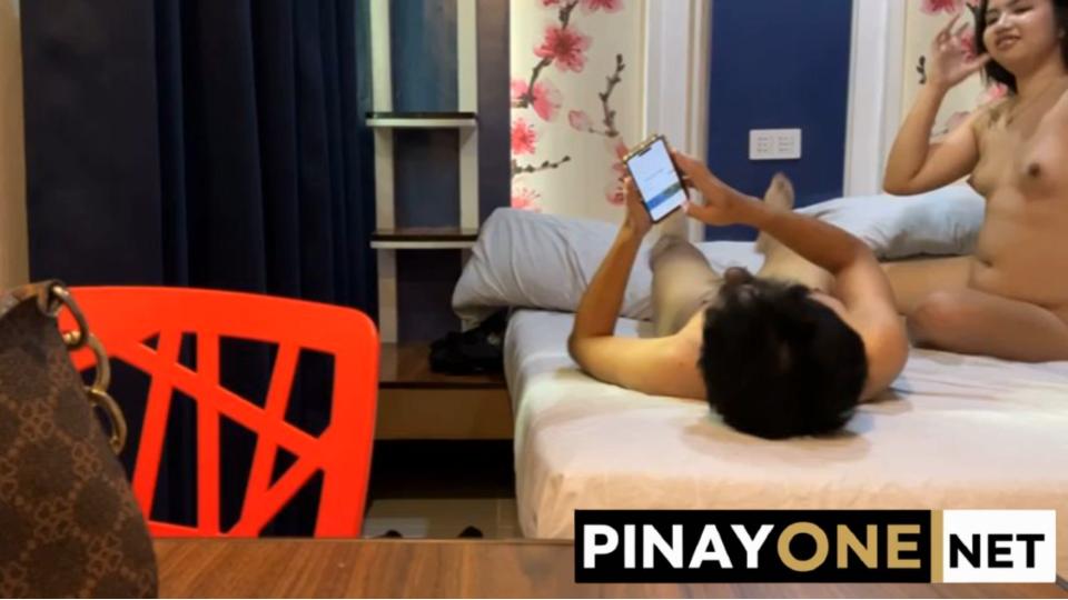 Pwede Na Daw Putukan Sa Loob Dahil Eighteen Na Siya Creampie Welcome Walang Takot Sa Buntis