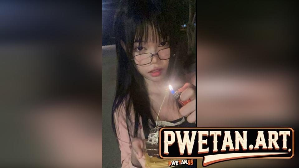 Selfie muna si Ganda bago matira, nakangiti habang basang basa