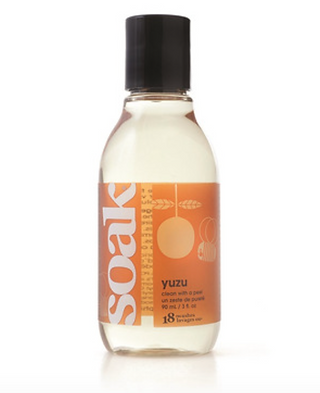 SOAK Quick rinse eco friendly laundry soap travel sized