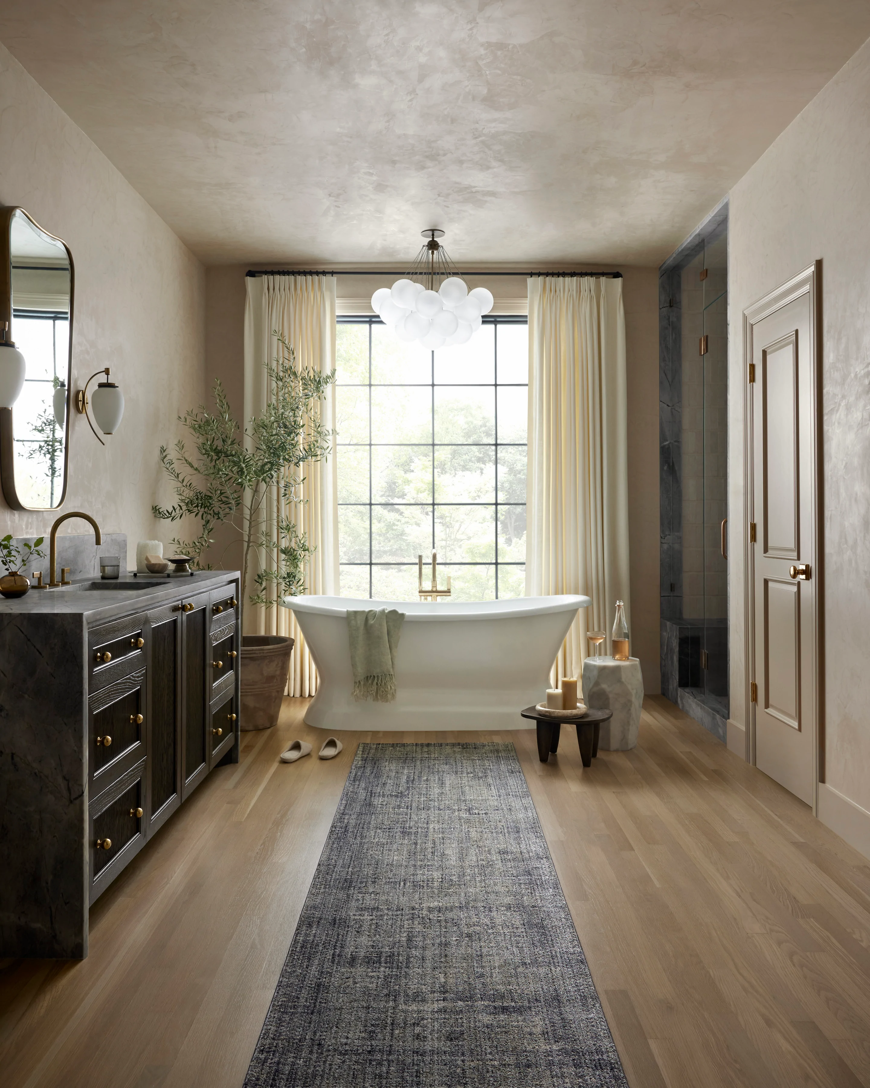 Vintage_Bathroom2.webp