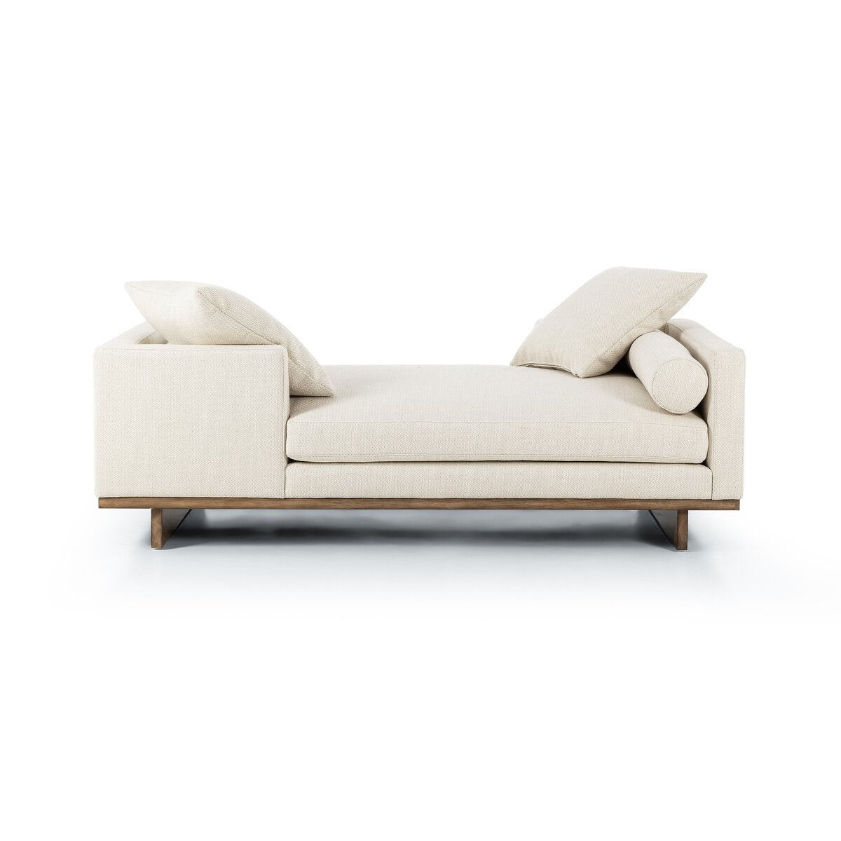 Everly Chaise