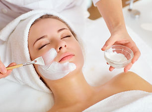 Behandlung der Gesichtshaut