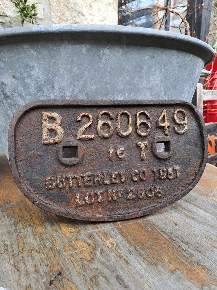 Railway :Cast Iron Train Carriage/ Wagon Plate, photo 1 of 5