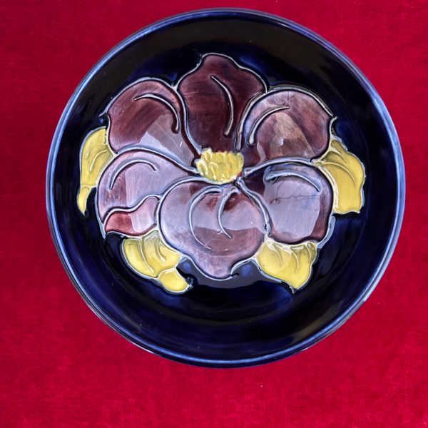 Moorcroft Footed Anemone dish