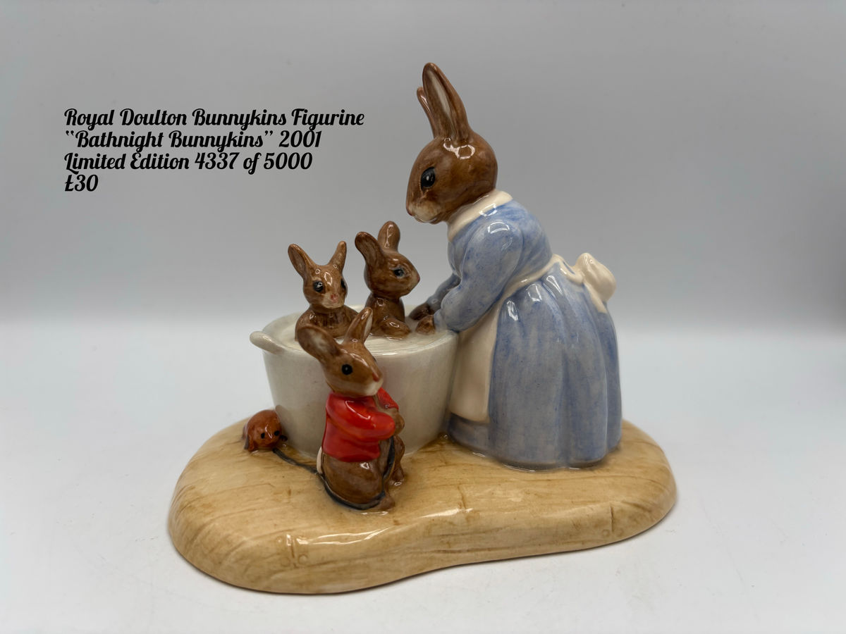 Royal Doulton Bunnykins Figurine  “Bathnight Bunnykins” 2001 Limited Edition 433, photo 1 of 5