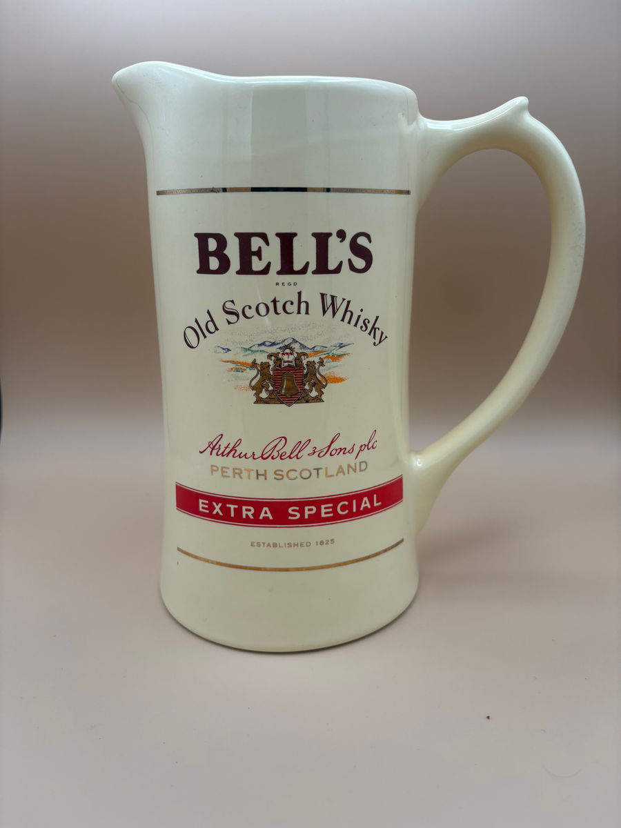 Vintage Bell's Old Scotch Whisky Water Jug Pub Wade 1980’s , photo 1 of 5