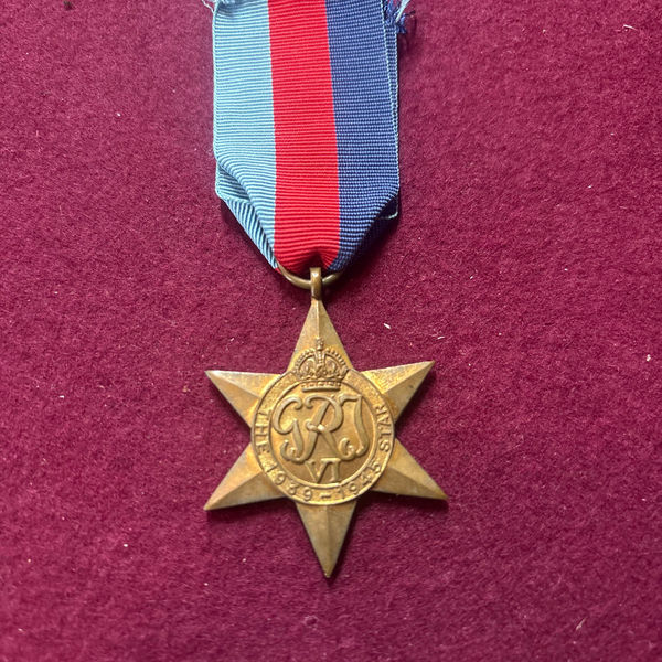 WW2 1939-1945 Star Campaign Medal