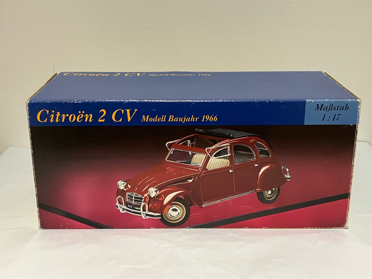 Vintage Die Cast Model Car Citroën 2 CV with Original Box, photo 1 of 8