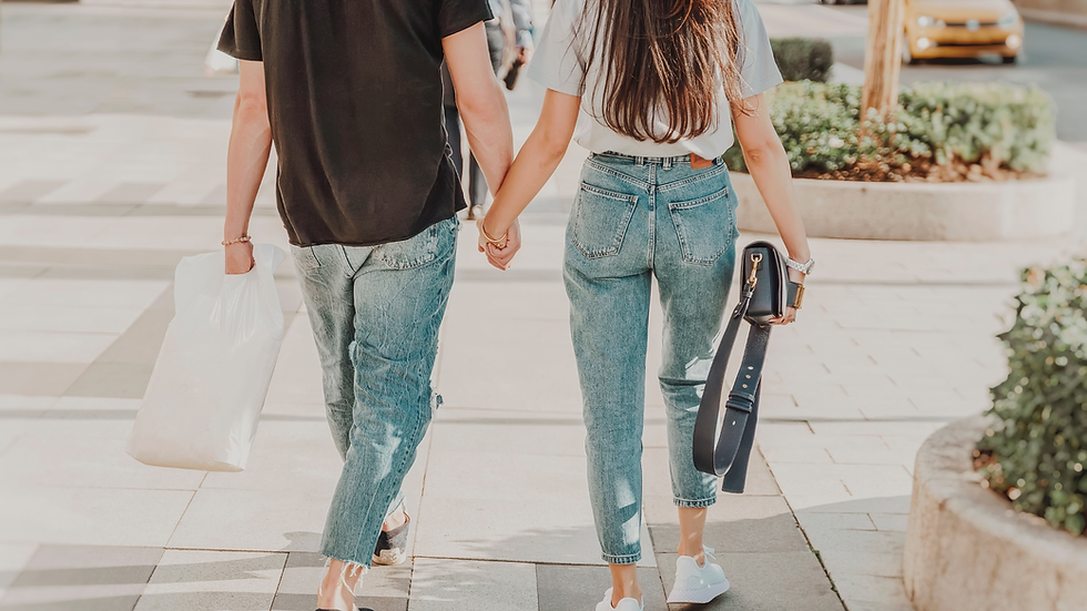 Couple taking a relaxed walk while trying to conceive