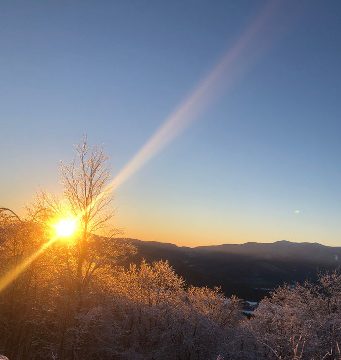 A FULL WEEK OF SUNSHINE AND EXCELLENT SKIING