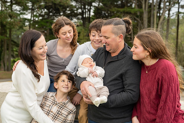 2025-11-17 Lindsey Brennan's Family-43.jpg