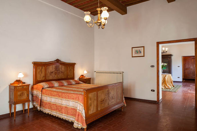 Tuscan bedroom