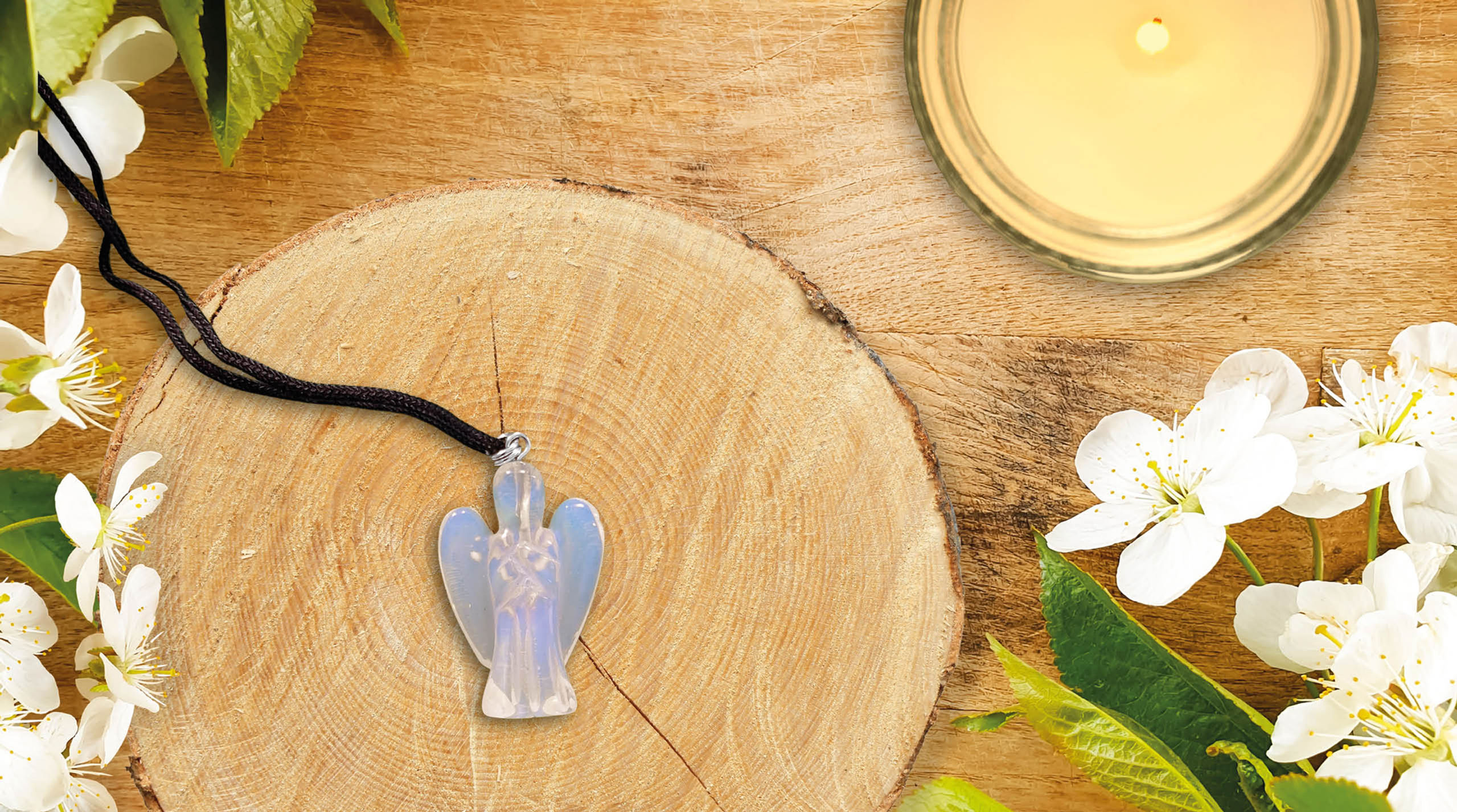 Pendentif "Figurines"• Opale de Synthèse