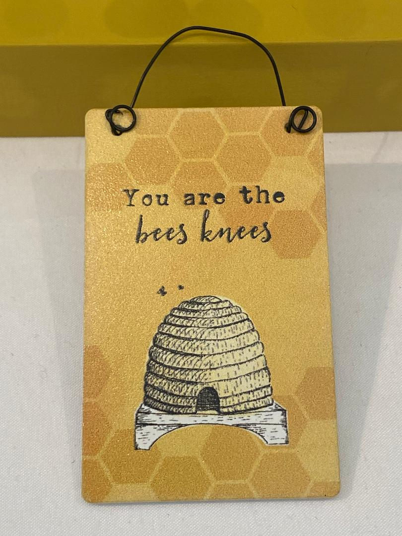 Thumbnail: Mini Bee Sentiment Signs