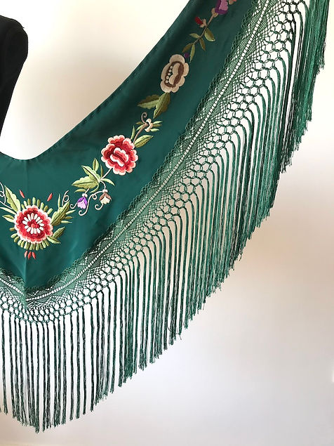 フェミニン☆刺繍】フラメンコ マントンシージョ 刺繍 コーラル 2way フェミニン☆刺繍】フラメンコ マントンシージョ 刺繍 コーラル 2way