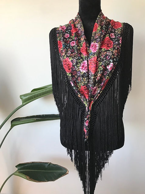 マントン柄ブラックレース ワインレッドフレコマントンシージョ