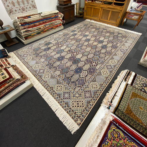 ペルシャ絨毯 189 x 293cm ナイン産 ナイン産 NEW No.437208 360cm×256cm | apexkaruizawa
