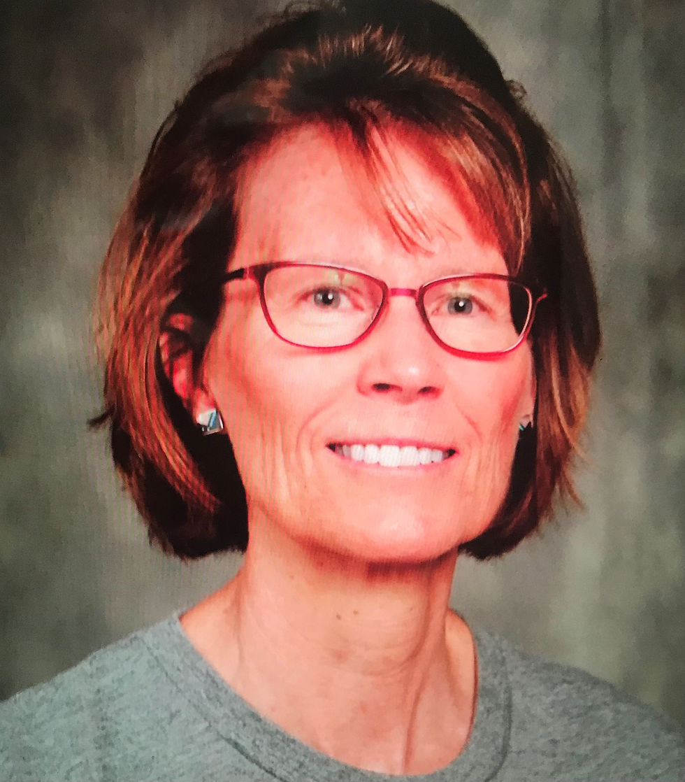 Six Questions with Julie Danneberg