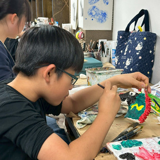 パコ絵画教室制作風景