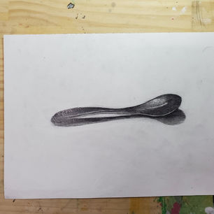 Elementary school class. Spoon drawing
