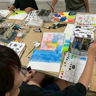 パコ絵画教室制作風景