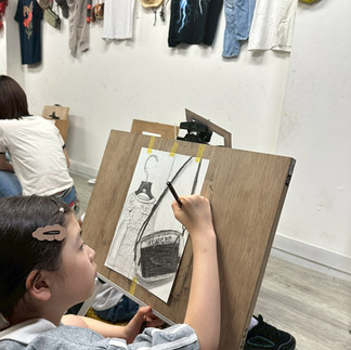 パコ絵画教室制作中
