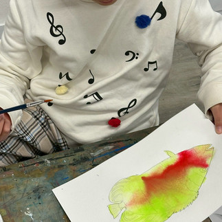 パコ絵画教室の制作風景