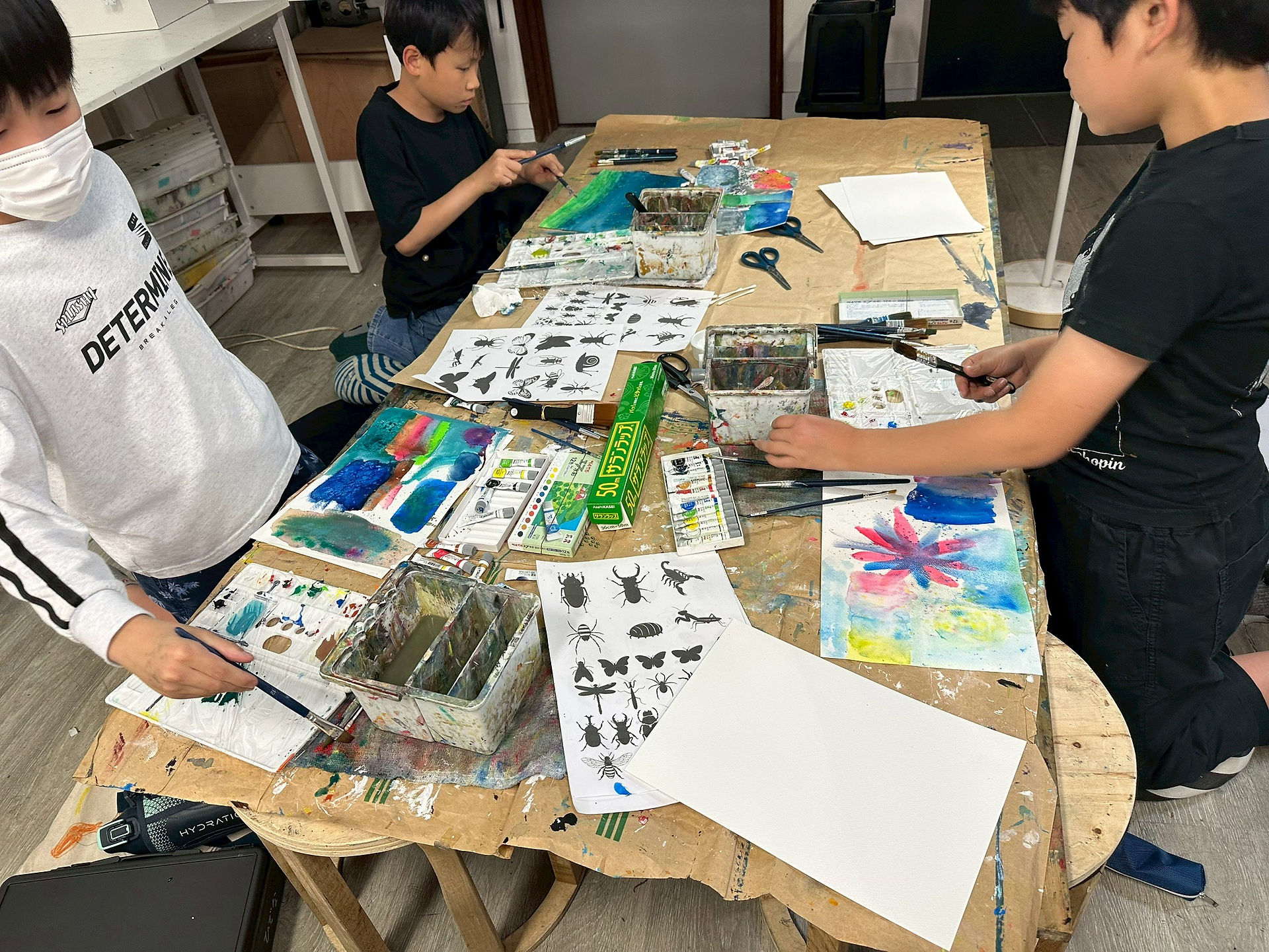 パコ絵画教室制作風景