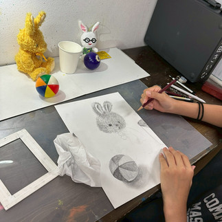 パコ絵画教室制作風景